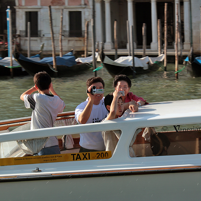 18_Tutti fotografi in famiglia.jpg